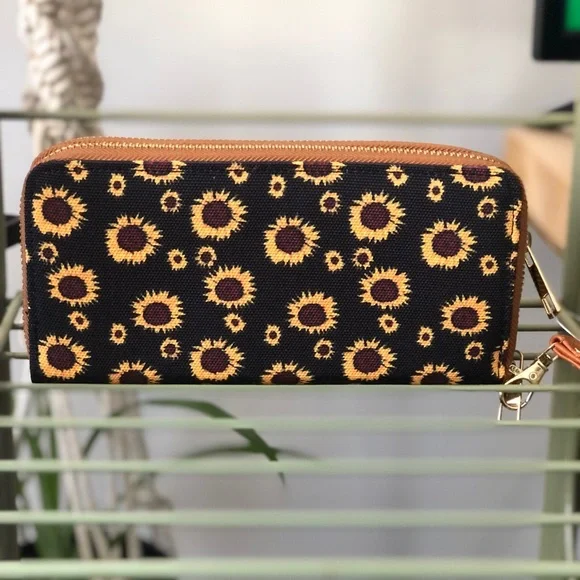 Sunflower Wallet - Picture 5 of 8